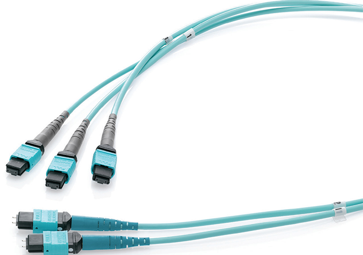 foto noticia Sistemas de cableado de fibra óptica para centros de datos.